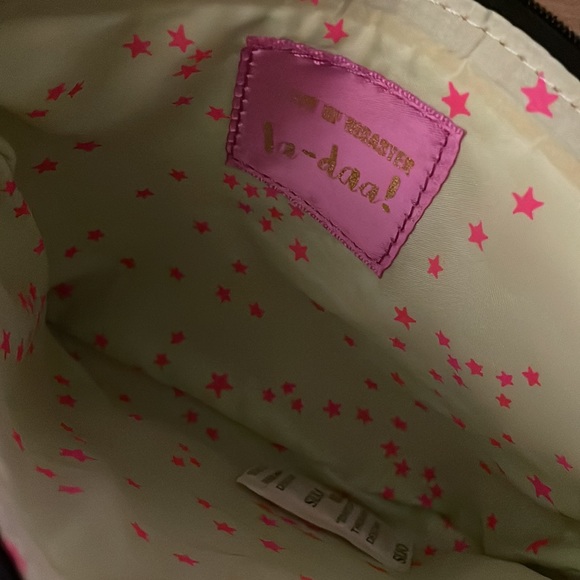 House of Disaster ‘Pretty Lady’ make up bag - Picture 4 of 9